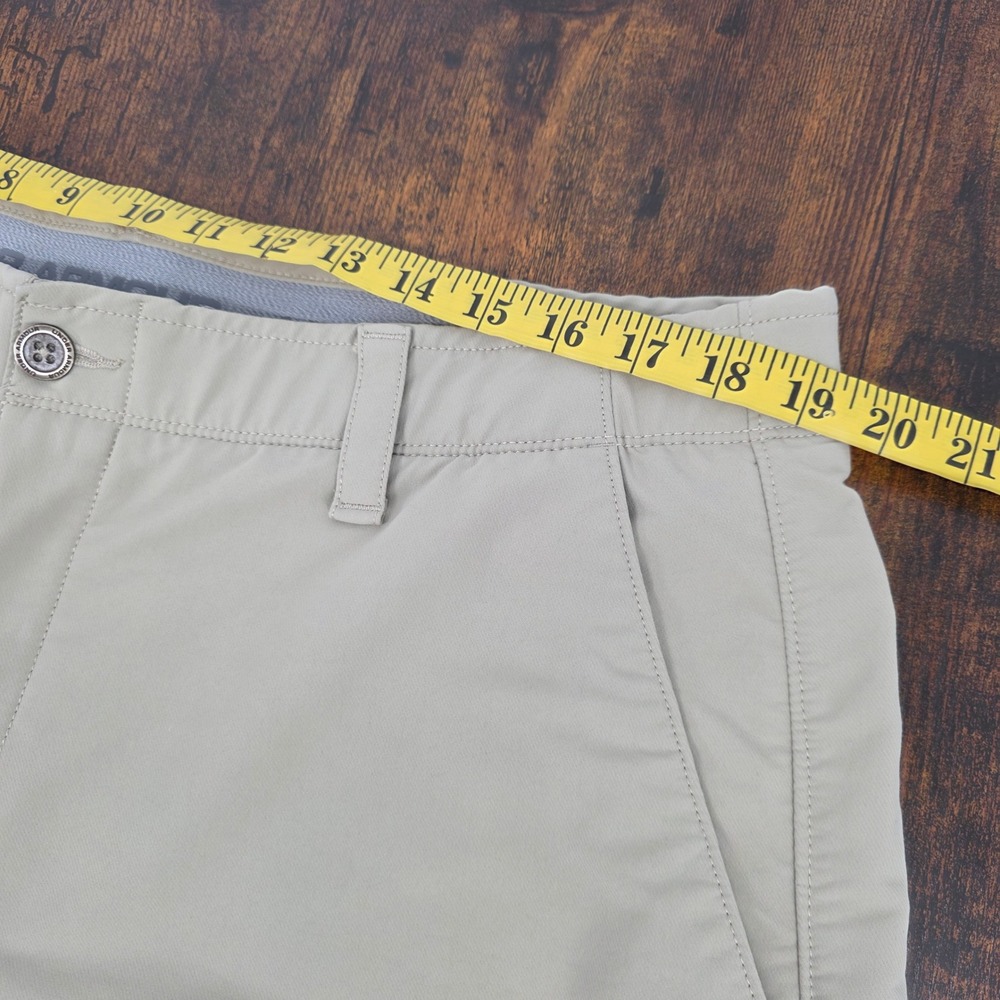 Under Armour Match Play Golf Shorts Mens 40‎ Tan HeatGear Loose Fit 11" Inseam - Picture 6 of 8